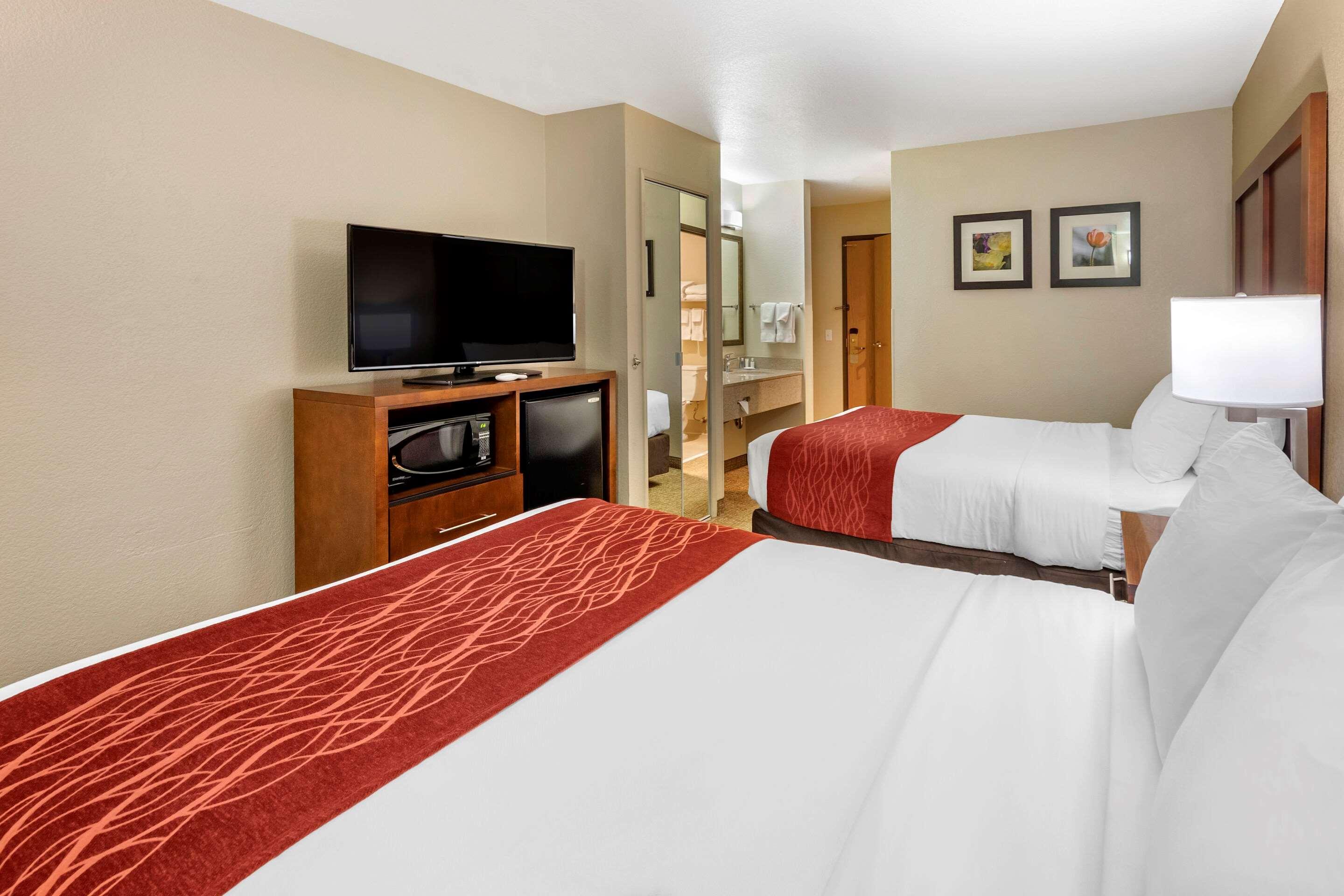 Comfort Inn Fontana Esterno foto